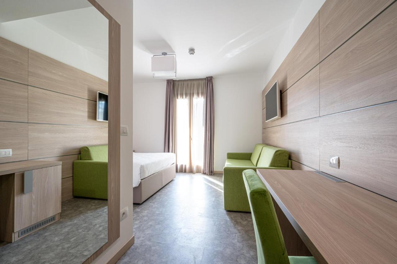 Hotel Trilago Trasaghis Exterior photo