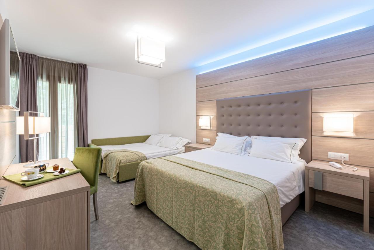 Hotel Trilago Trasaghis Exterior photo